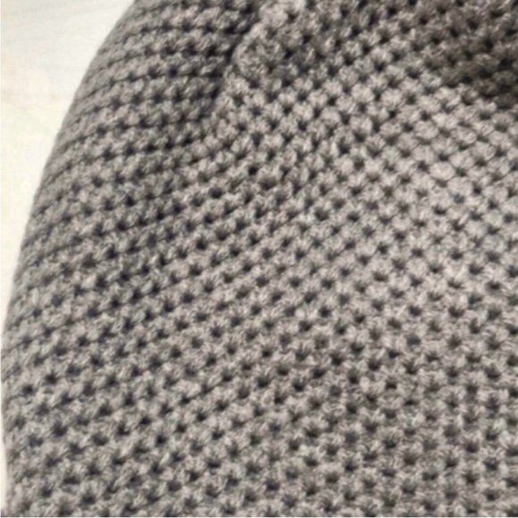 New Calvin Klein Hat Women’s Gray Lined Knit Winter Casual Beanie Hat With Pom main image 6